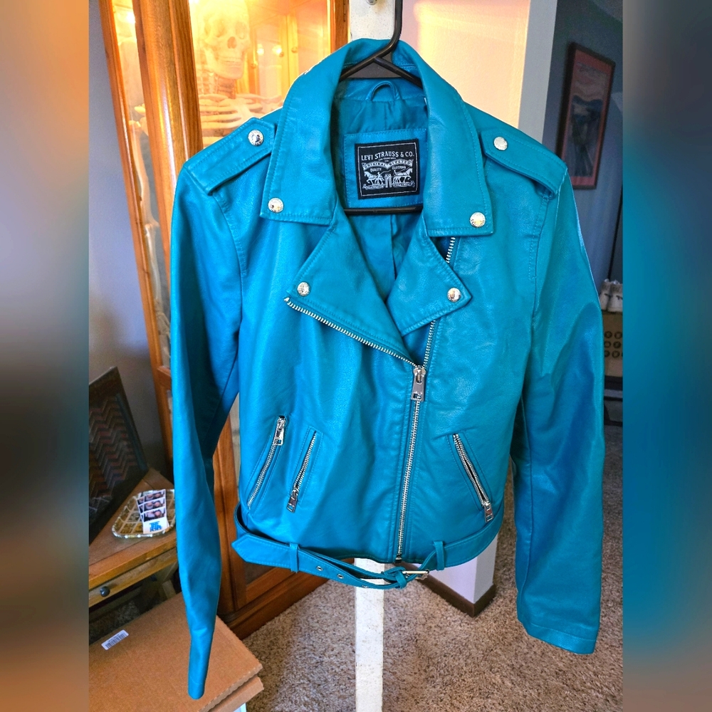 Levi’s Forrest green leather jacket lightly worn